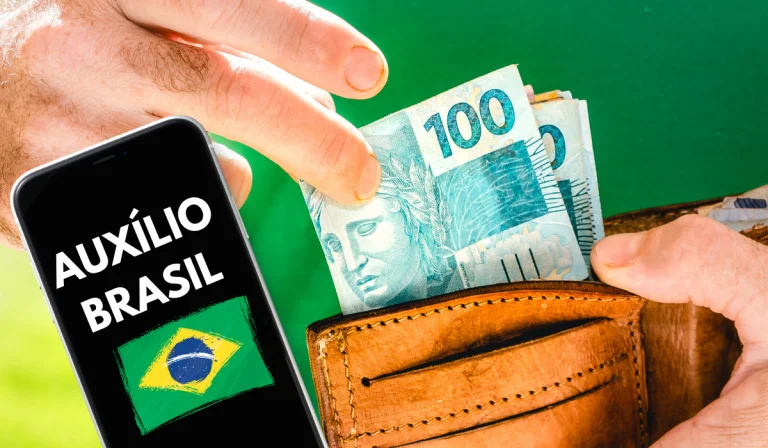 Pagamento do Auxílio Brasil de R$ 600 deve começar até 9 de agosto