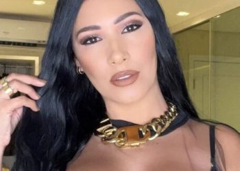 SIMARIA SOBRE COMPARAÇÕES COM SIMONE:”SIMONE É INCRIVEL, EU SOU UMA DESGRAÇA”