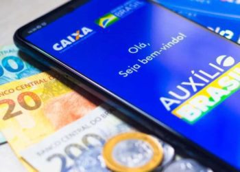 Empréstimo consignado do AUXÍLIO BRASIL assusta os beneficiários; entenda