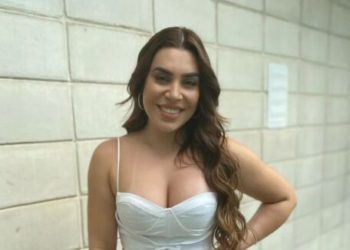 NAIARA AZEVEDO É INTERNADA ÀS PRESSAS APÓS SENTIR DORES NO ESTÔMAGO