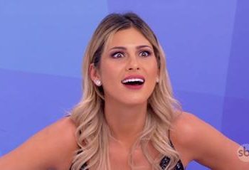 LÍVIA ANDRADE RECEBE INDIRETA DA FILHA DE SILVIO SANTOS