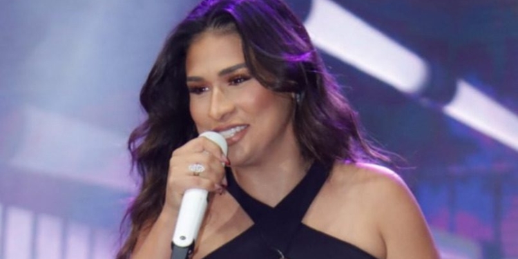 SIMONE MENDES JÁ TEM PREVISÃO DE VOLTA PARA OS PALCOS 1 CARREIRA GOSPEL? SIMONE NEGA AFIRMAÇÃO