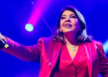 ROBERTA MIRANDA COMENTA SOBRE NAMORADA TRAVESTI