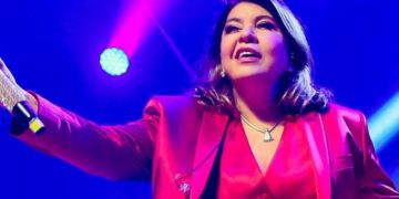ROBERTA MIRANDA COMENTA SOBRE NAMORADA TRAVESTI