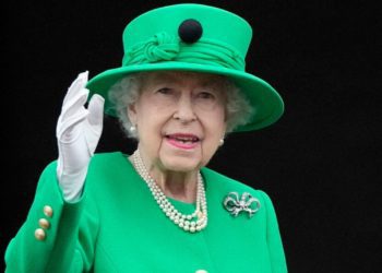 O QUE ACONTECE QUANDO A RAINHA ELIZABETH 2° MORRER?
