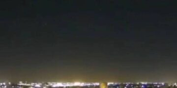 PILOTO DE AVIÃO AVISTA OVNIS EM PORTO ALEGRE DURANTE VOO