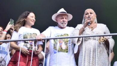 É falso que Lula tenha sido chamado de ladrão no show da Fafá de Belém no Círio de Nazaré